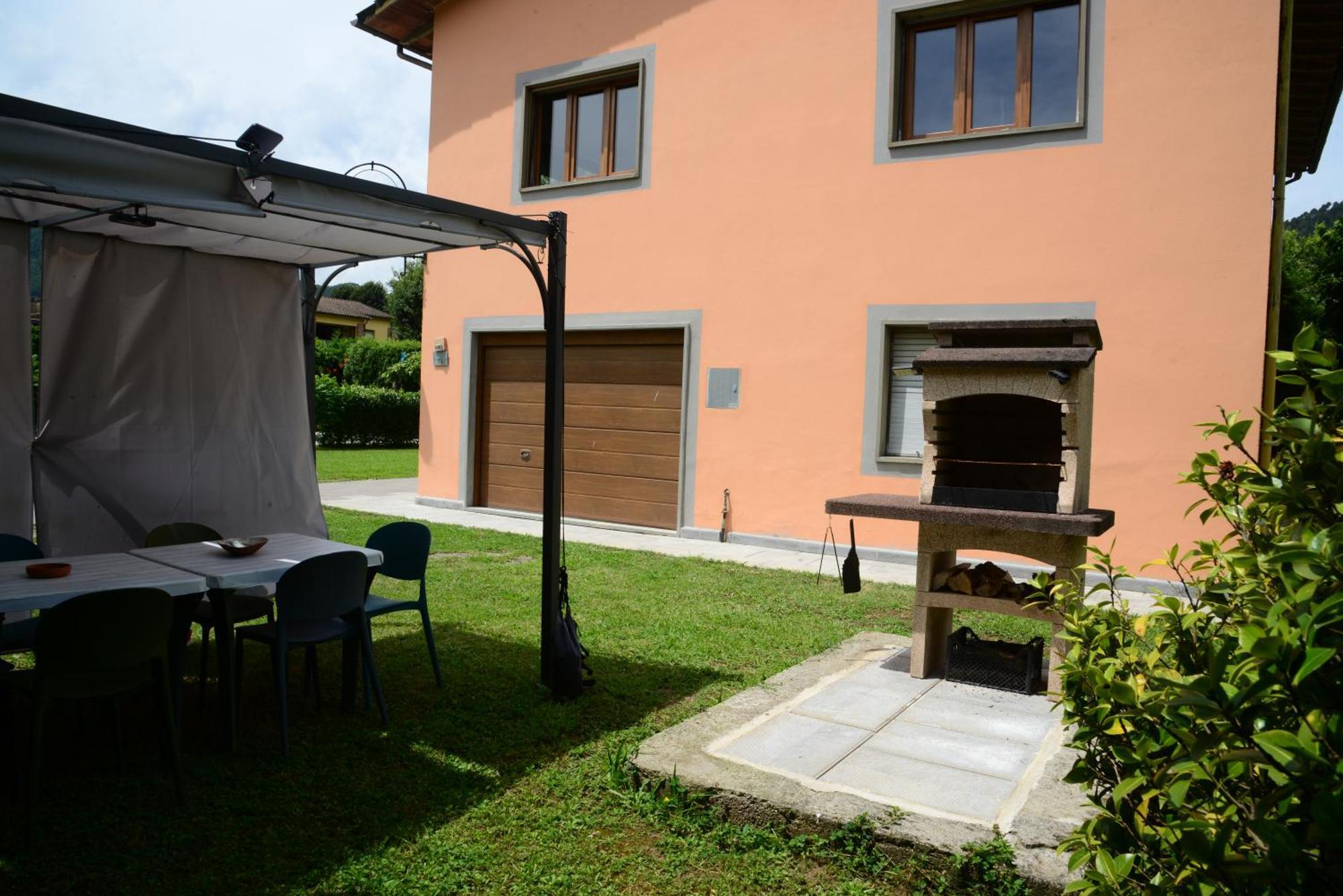 Casa Hydrangea Con Piscina E Giardino Villa Bagni di Lucca Exterior photo